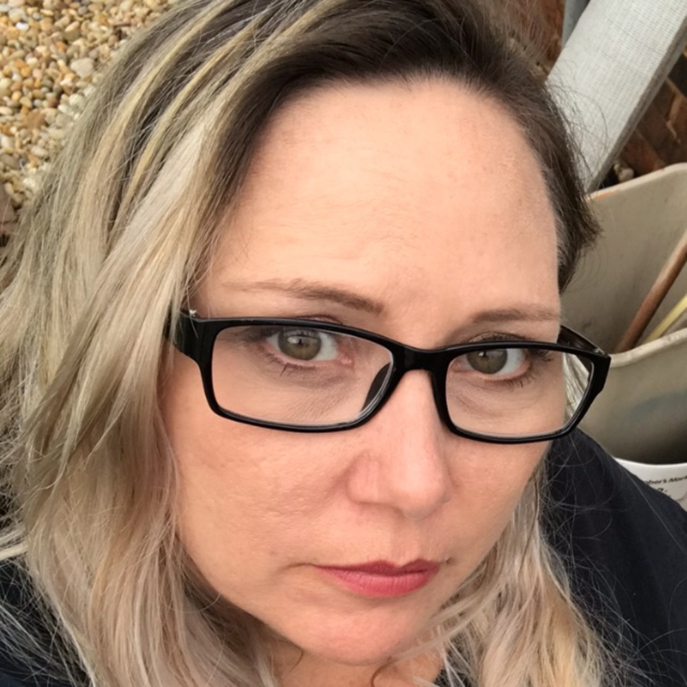 Meet your Posher, Tonya